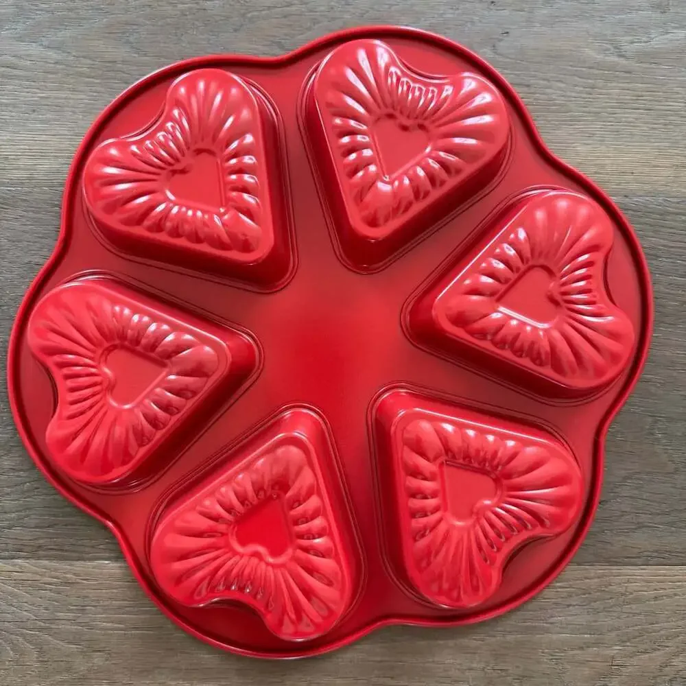 Nordic Ware Heart Cakelet Pan 6 Cavity - Red